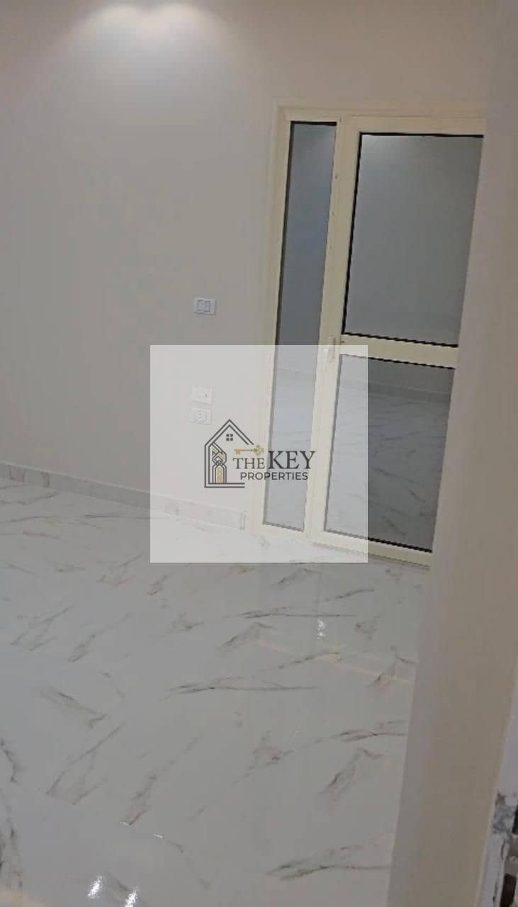 6 0a9b6743-7a5c-4c10-a229-19665ac125b6. jpg