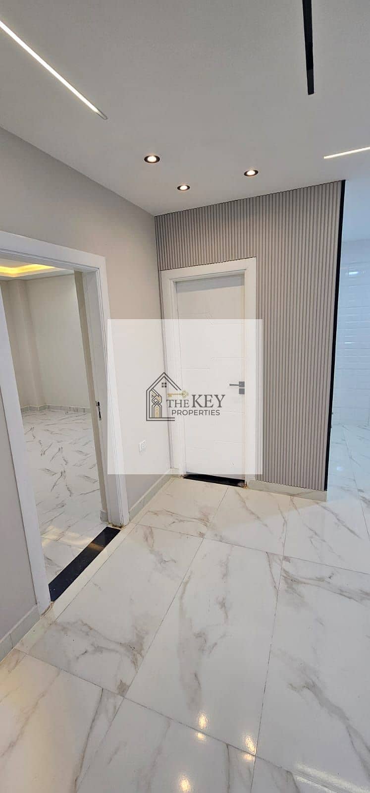 8 6b22cde8-0170-40f1-ab57-6d789ed785e4. jpg