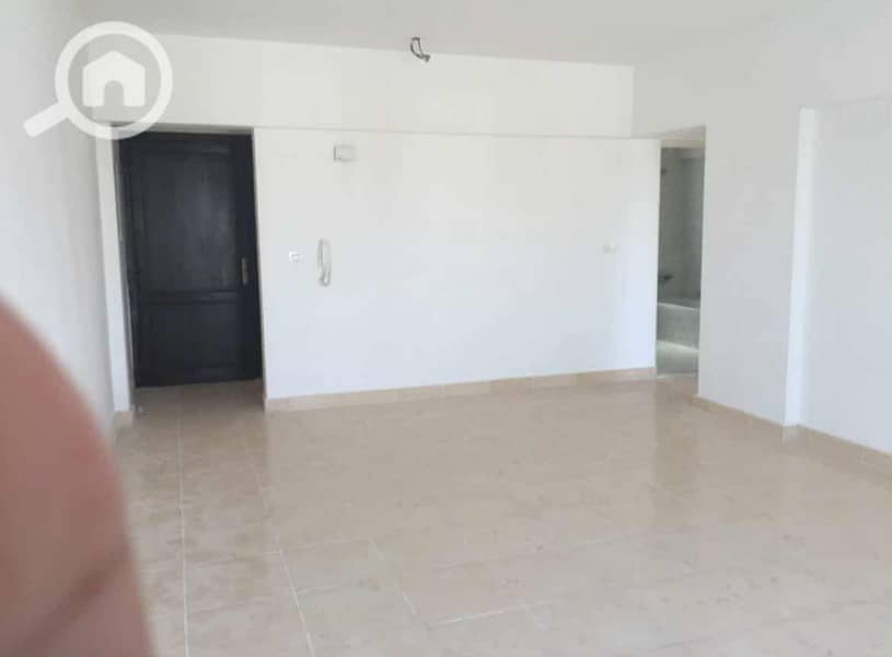 2 5c007c92-a129-4f82-9d21-ea8283ba646c. jpg