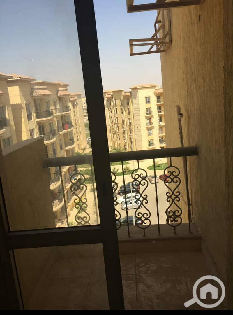 4 587d4825-e69f-42e2-8f37-296b26e6b15a. jpg