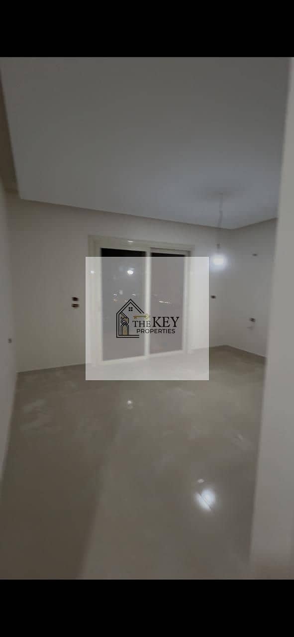 WhatsApp Image 2025-11-09 at 23.33. 06_0241a61c. jpg