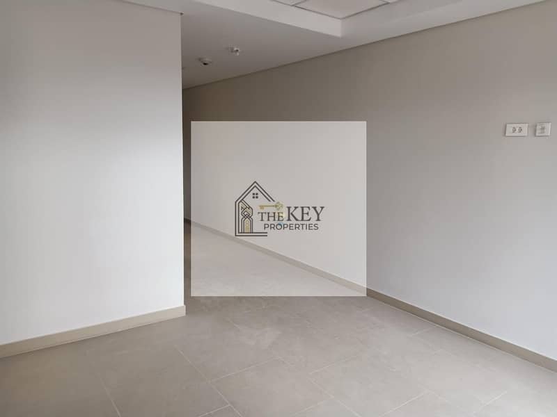 5 WhatsApp Image 2025-10-31 at 01.14. 39_f5164e41. jpg