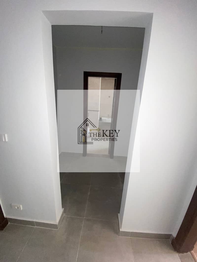 5 WhatsApp Image 2025-11-12 at 17.54. 59_fdd5e979. jpg