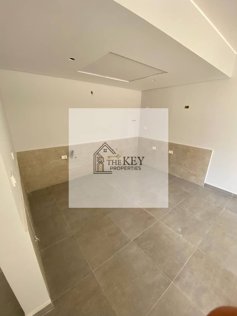 9 WhatsApp Image 2025-11-12 at 17.54. 57_7b4c3b0e. jpg