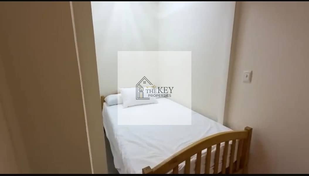 4 cae9da1c-bc71-4a64-a2a2-548fde449418. jpg