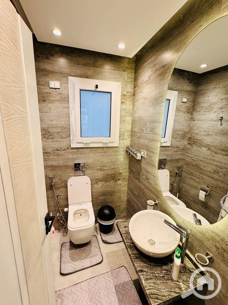 2 WhatsApp Image 2025-11-09 at 17.46. 22_b0d0ef38. jpg