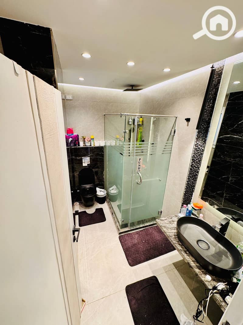 3 WhatsApp Image 2025-11-09 at 17.46. 23_1b6e5c6e. jpg