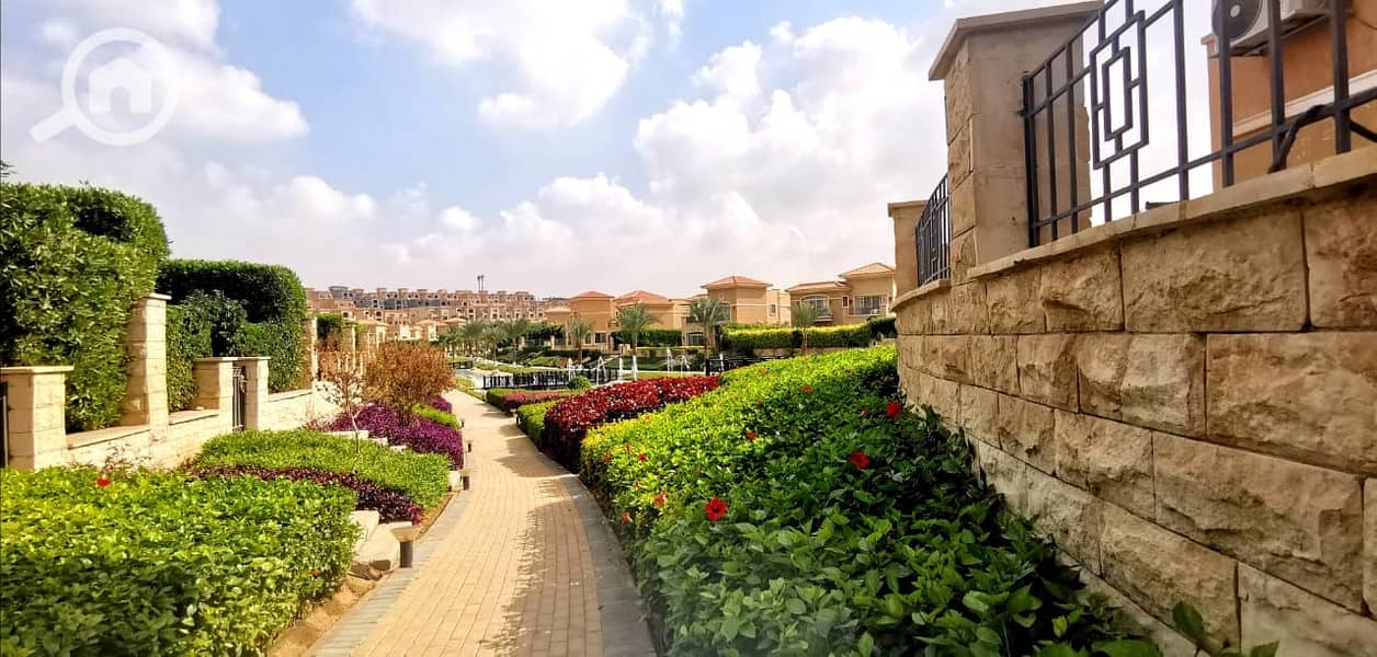 10 7c5b5c49-988c-4f92-8e6c-e61d5ab99048. jpg