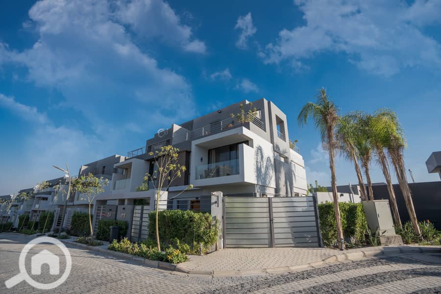 12 DSC08932-Edit. jpg