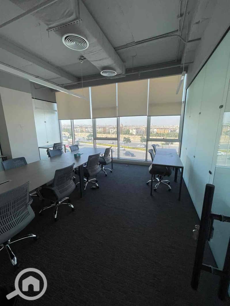 4 4c55bd72-ed98-4a73-95f4-b2bb4a589520. jpg