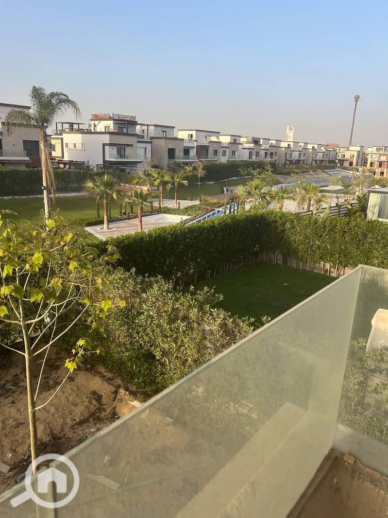 9 7212dfda-98da-489e-af56-87a9a722082a. jpg