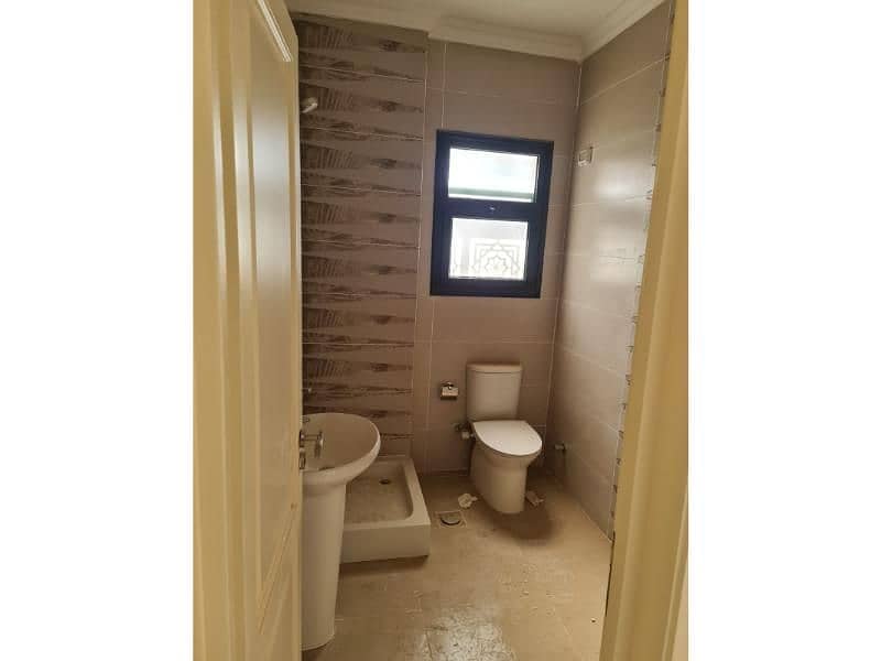 5 WhatsApp Image 2025-11-13 at 3.39. 01 PM. jpg