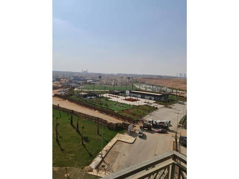 8 WhatsApp Image 2025-11-13 at 3.38. 59 PM (1). jpg