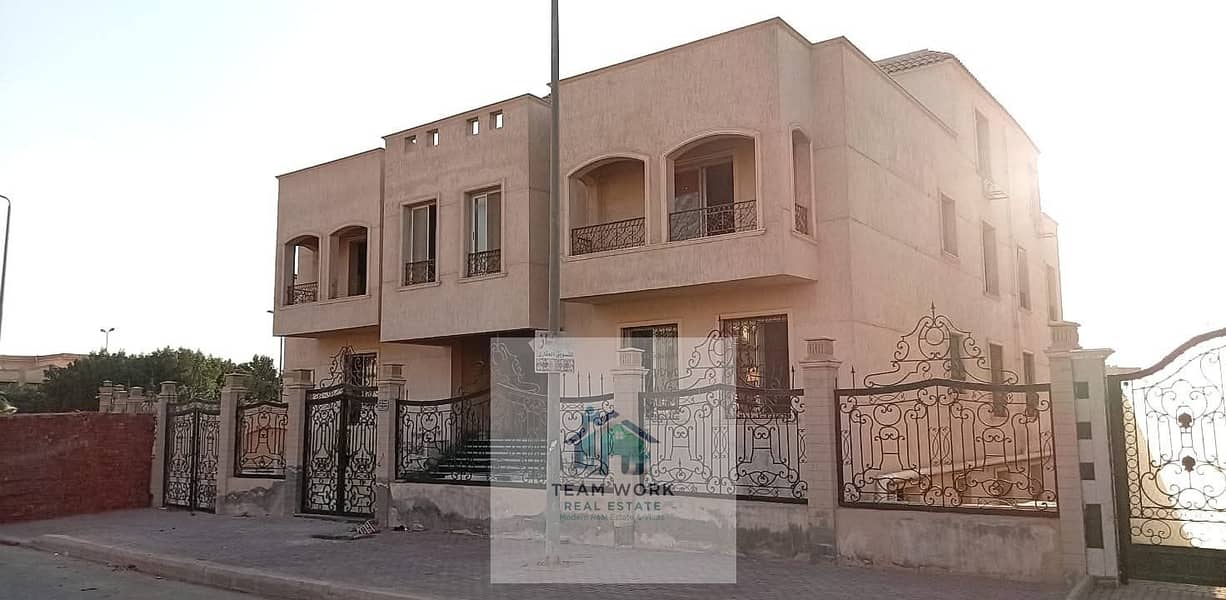 5 575336862_811878064979878_9095152868631097254_n. jpg