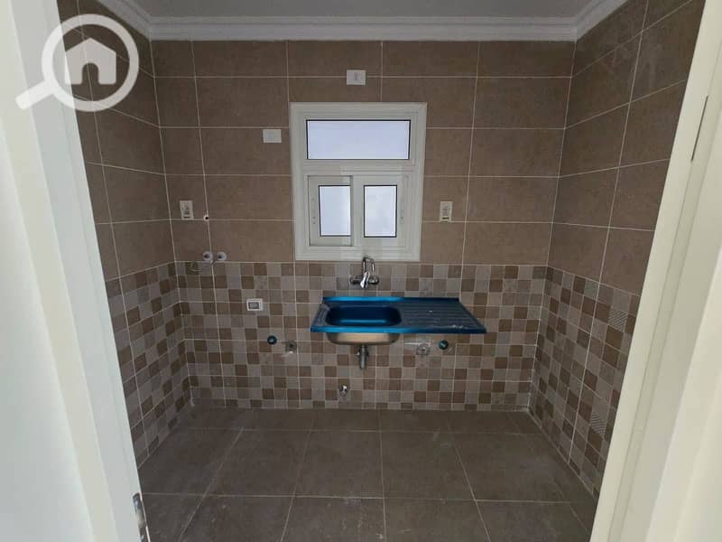 6 573098613_1462248239241819_1034530448089202070_n. jpg