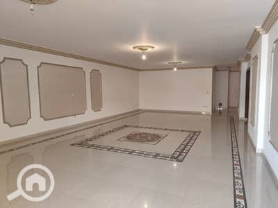 شقة 4 غرف نوم للايجار في سموحة، الإسكندرية - 67e83d2b-c2d8-4c45-a25c-cf70b646be81. jpg