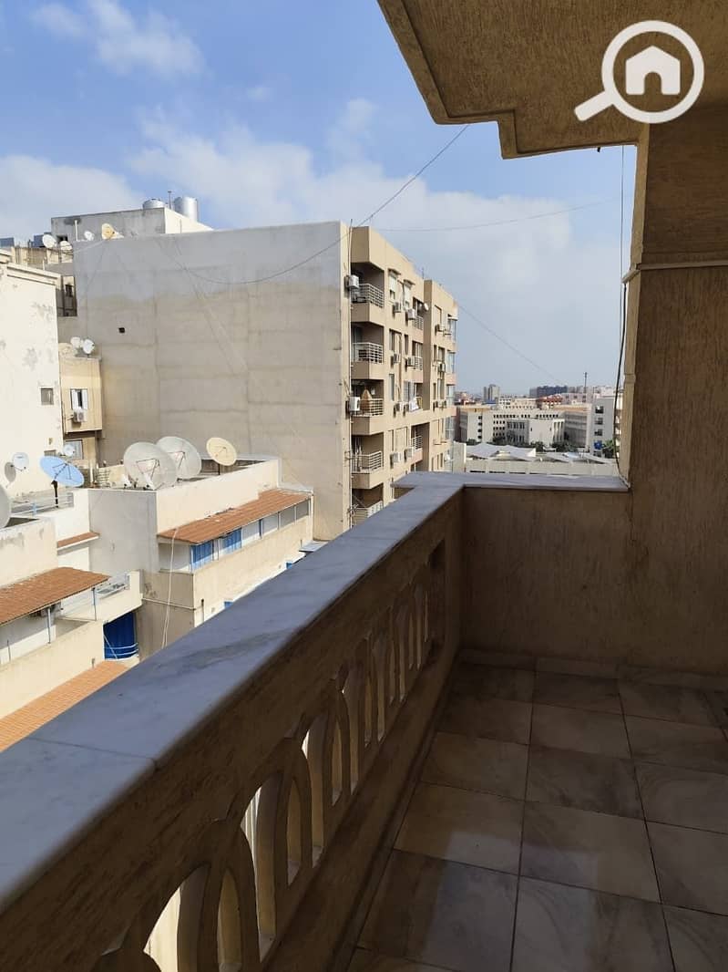 5 d400dc39-f1ec-4f3b-b3c9-334ac2119a19. jpg