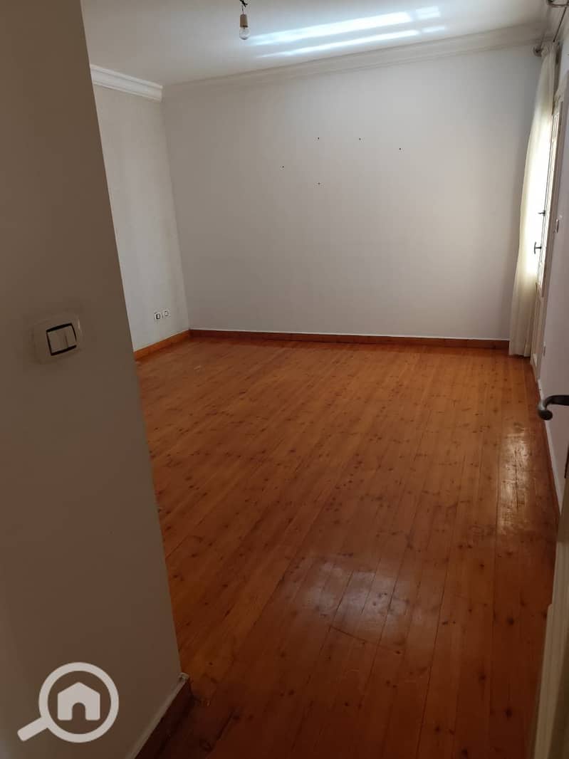 10 5608f663-302b-40ce-918e-b7efeeb061a0. jpg