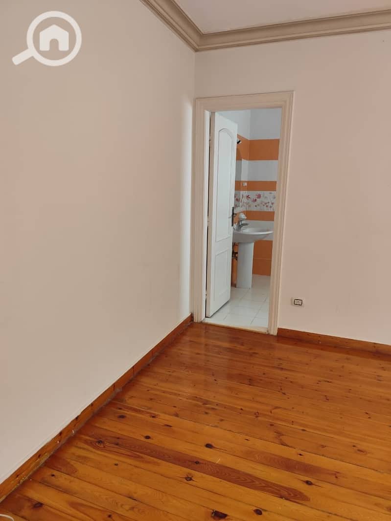 11 213c7659-b03d-4e8a-aa2e-1954bc0f6a77. jpg