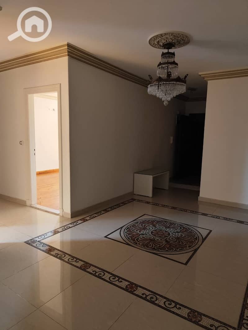 13 783edab3-141a-43ff-bd12-a2e8ebb75c10. jpg