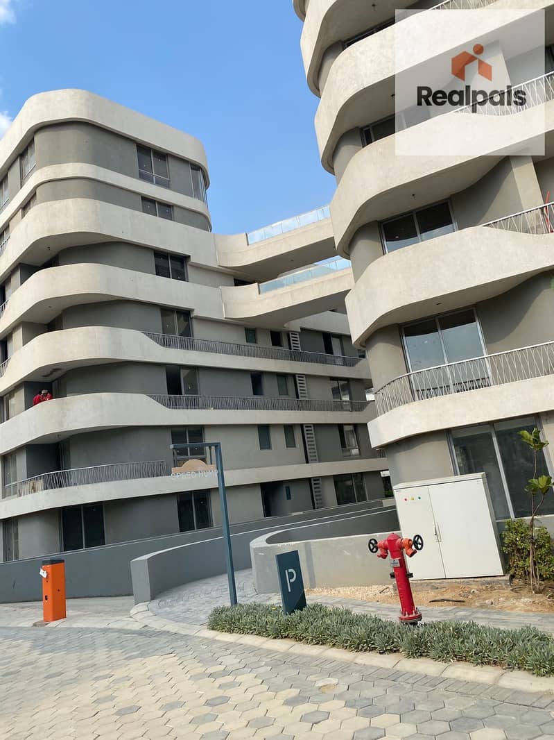 6 WhatsApp Image 2025-10-16 at 5.59. 21 PM. jpeg