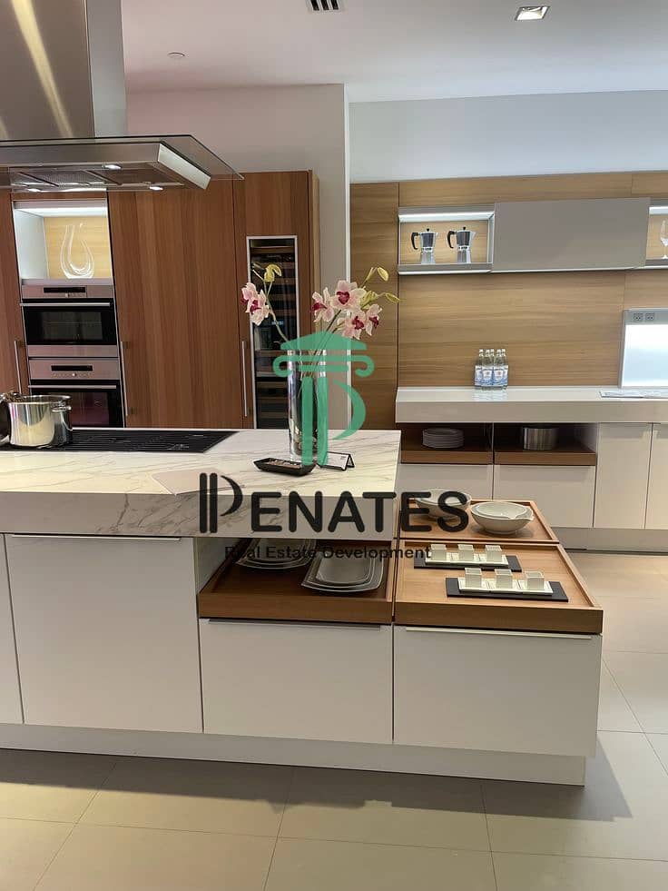 6 download (77). jpeg