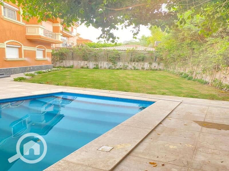 11 7470a2e0-6f49-43e5-a743-988dcf977ad6. jpg