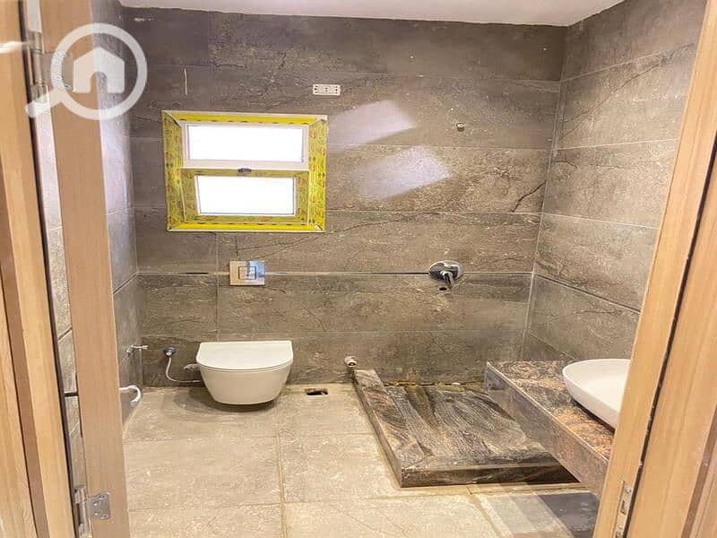 13 05481095-c034-4782-b71a-6cd4840dc7c1. jpg