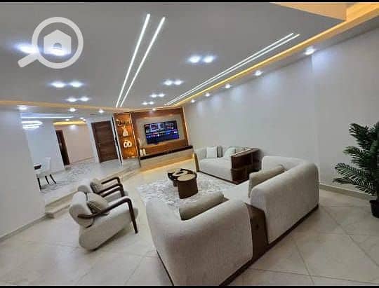 2 e997a638-b19d-4204-bf18-e584011b47eb. jpeg