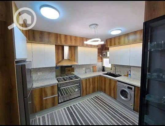 13 e467e61c-df5c-48a8-b1a2-2d1b7704a7ef. jpeg