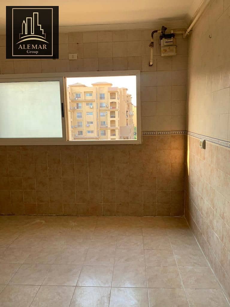 7 b680c126-c993-46a3-9a21-e2c0c7a1b23c. jpg