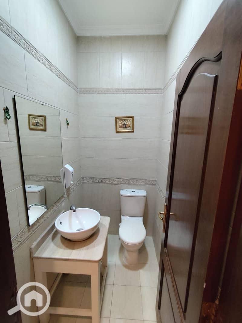 3 1ef15b51-89a1-41a9-8fa0-d492173366a1. jpg