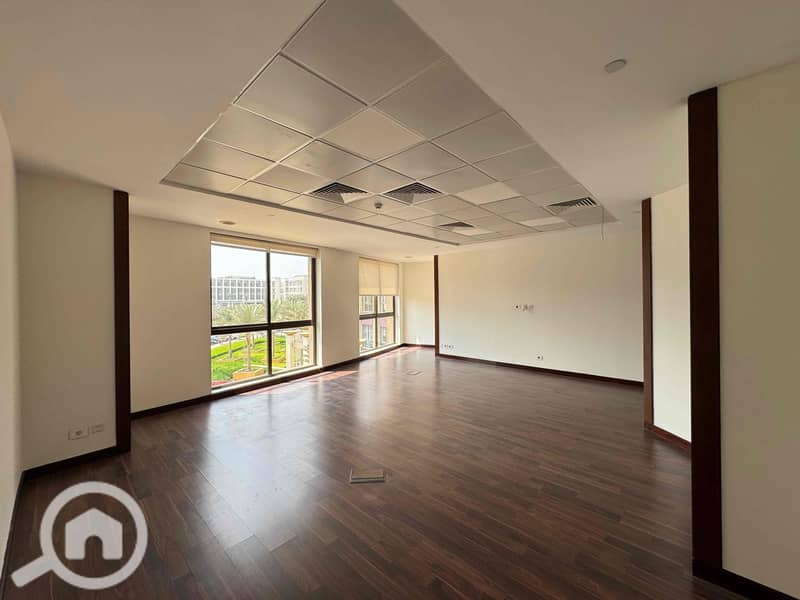 8 de0140e1-c81c-4f77-bad4-253d1a7b372e. jpg