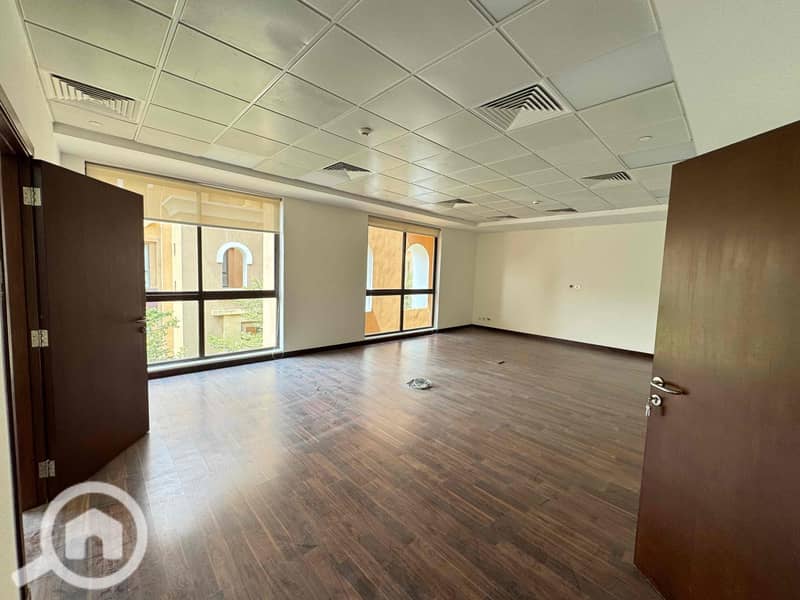 11 ea164518-3bde-4c09-9934-b97e59348bb6. jpg