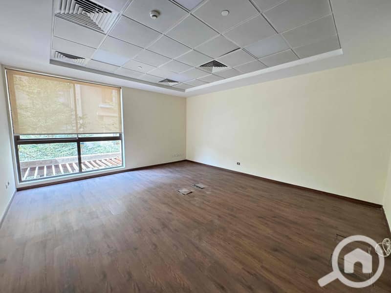 12 257f4eb4-f8df-4162-88ac-db224af9022e. jpg