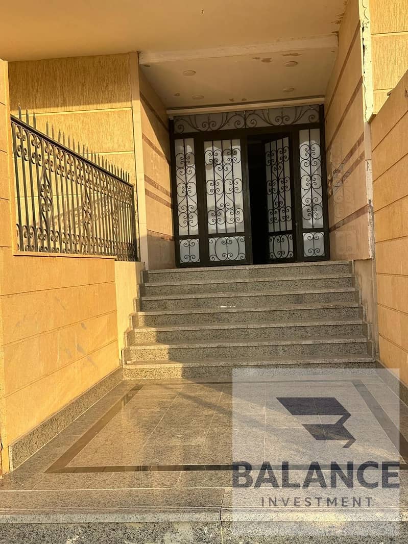 4 18703c59-b910-427e-a43a-3b993c1f54df. jpg