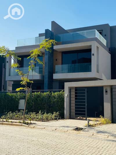 3 Bedroom Villa for Sale in New Cairo, Cairo - photo_2023-12-06_21-17-24. jpg