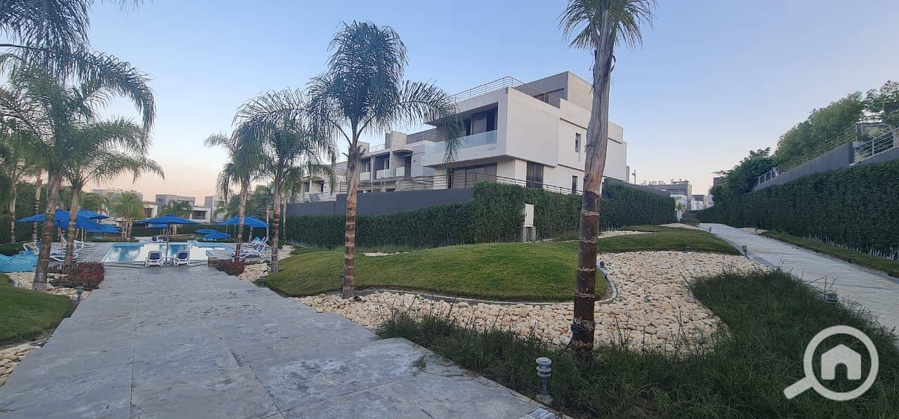 8 0229030e-aaca-470f-9066-b8b053f46711. jpg