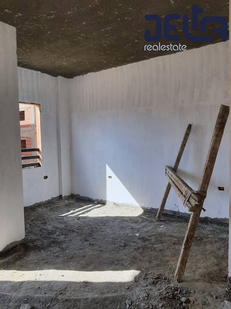 2 bcfc4470-9201-4809-8ef2-47f3e62b61e3. jpg