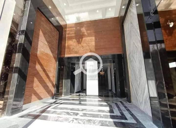 9 417358468_5923143431143645_2933478856360519016_n. jpg