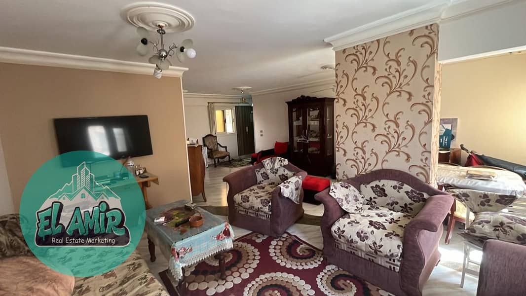 12 ee638a7a-c85e-4b41-8fcc-60c85311bf1a. jpg