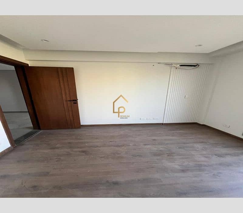 9 WhatsApp Image 2025-09-24 at 4.54. 35 PM. jpg