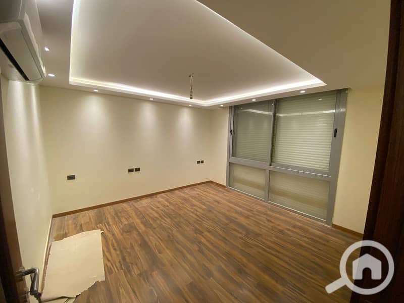 9 52c9df06-c839-4149-a9ca-1ecb4f1b5f71. jpeg