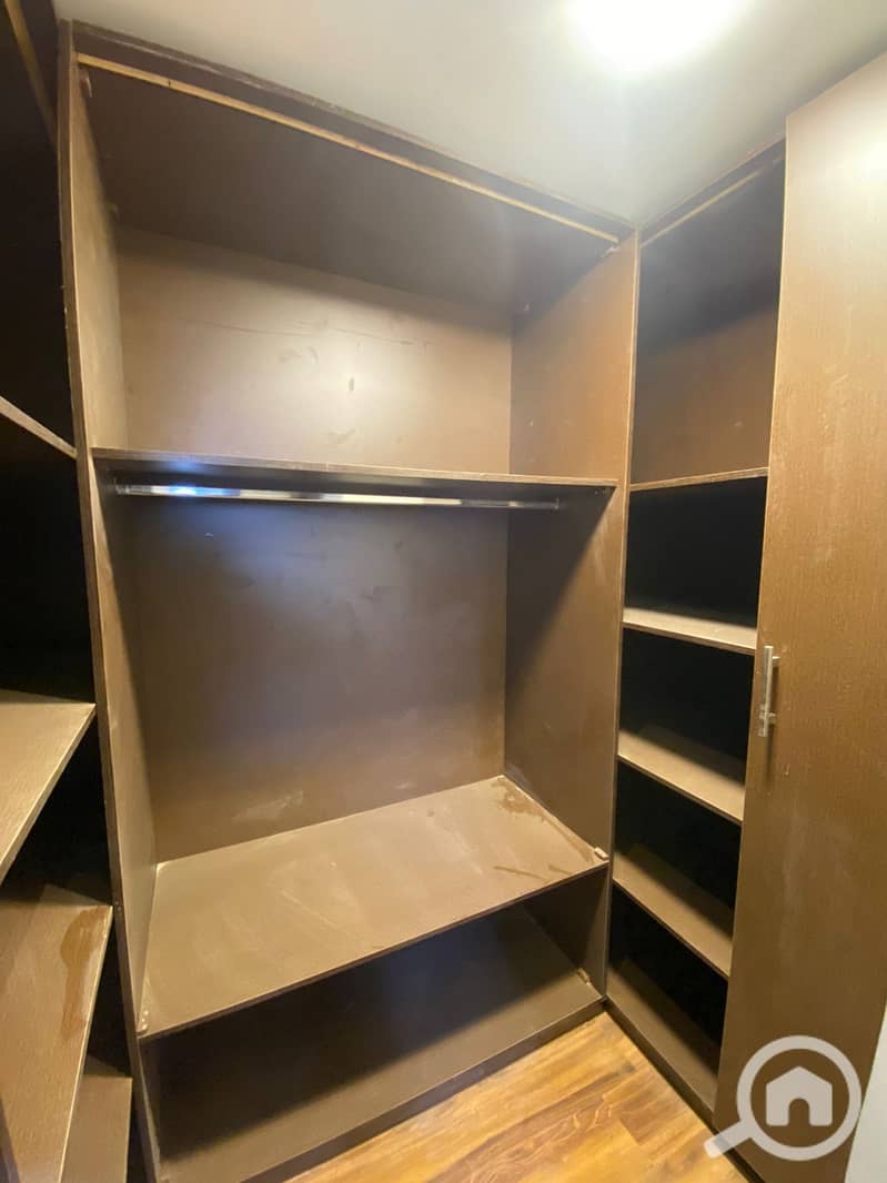 18 c00a011b-a22d-48c0-be57-af9a48611a1b. jpeg