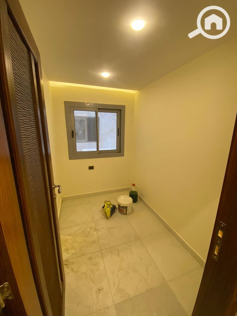 20 7a7a0b62-15fc-43e9-bf05-65c0edf55f2c. jpeg