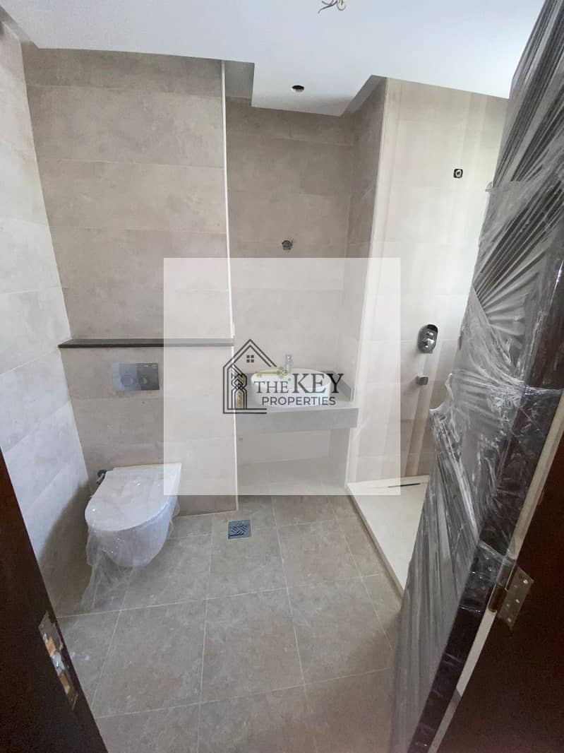 18 WhatsApp Image 2025-11-12 at 5.54. 47 PM. jpeg