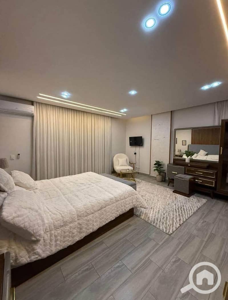 4 46d71c1d-a00b-4933-b8e4-3802fbd93bfb. jpeg