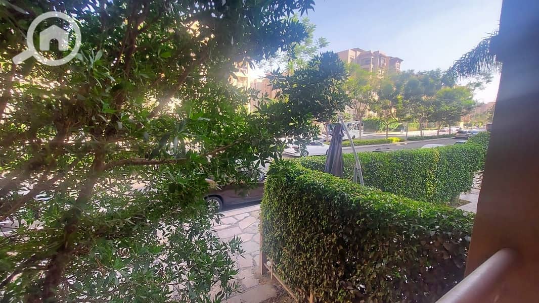 10 394327223_1843348676121079_6484823137722576377_n. jpg