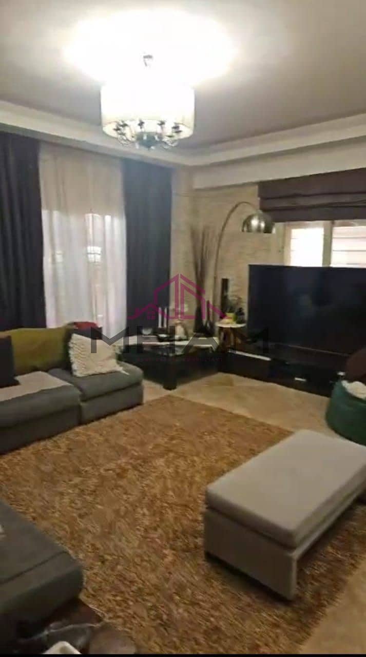 4 photo_5814222049394756743_y. jpg