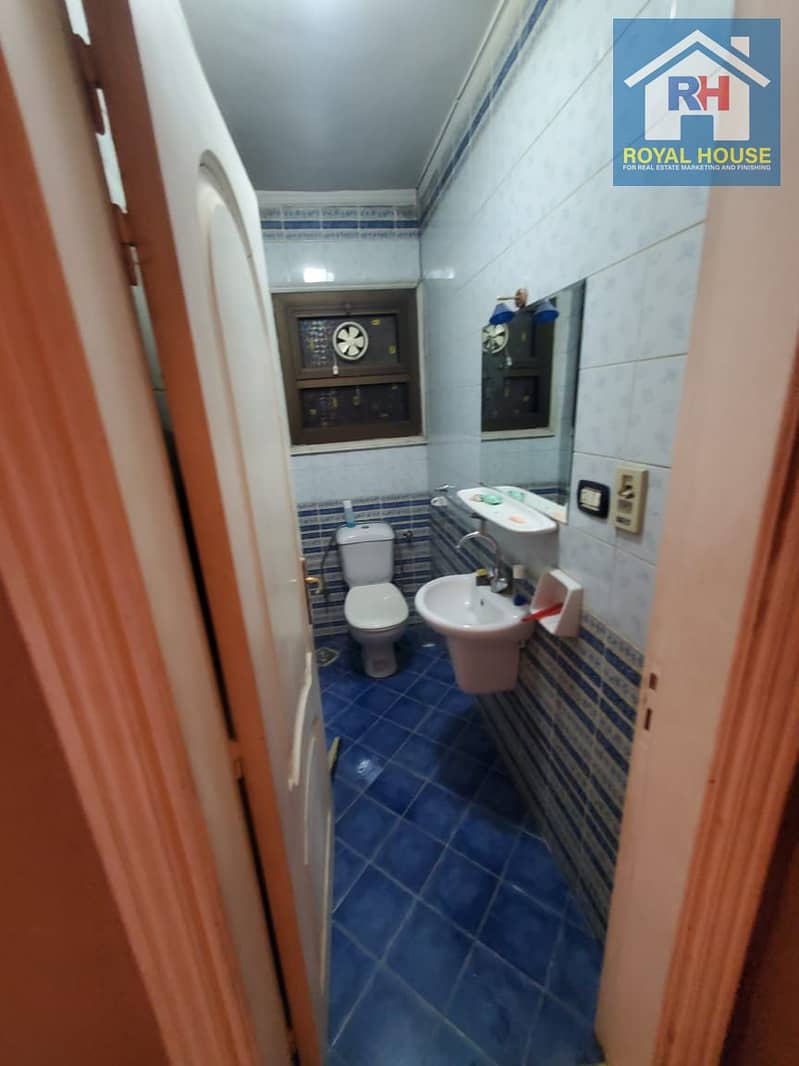 13 fefef184-f5a3-48b1-8665-f765977976f8. jpeg